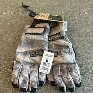 Burton Approach Under Glove